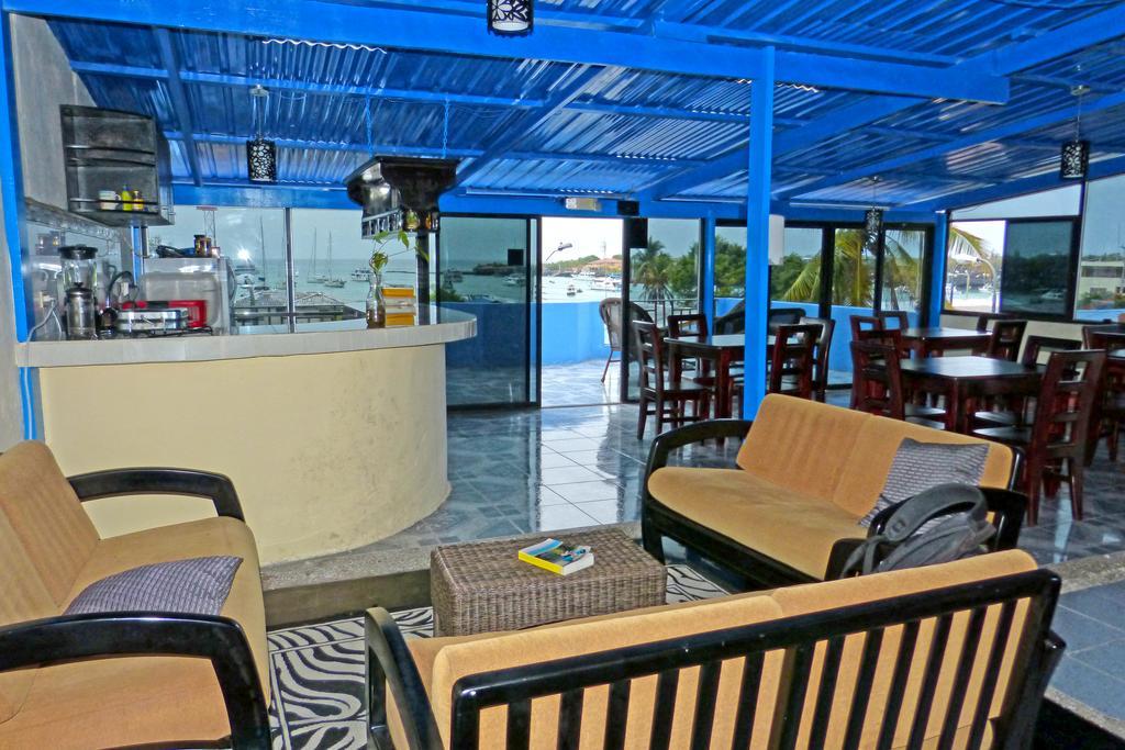Hostal Cormorant Flightless Puerto Ayora (Galapagos Islands) Exterior foto