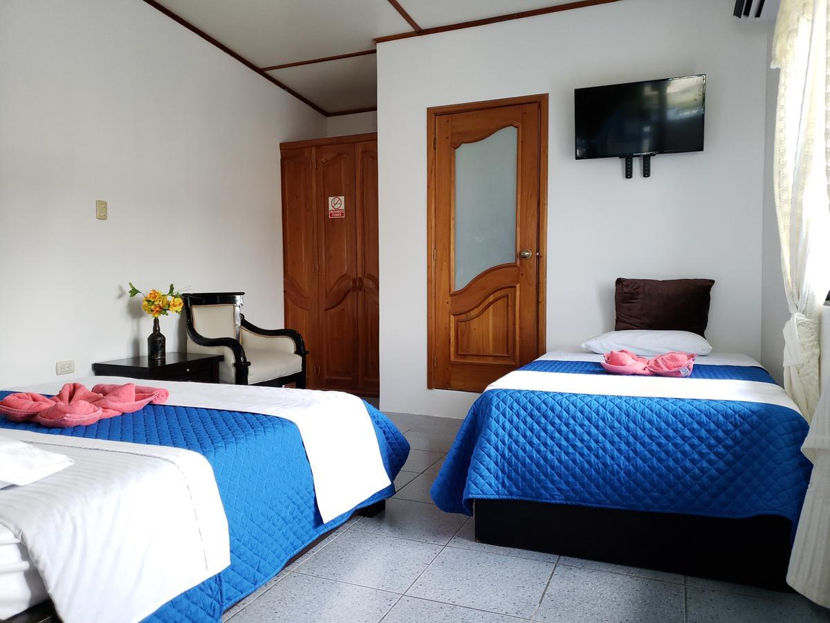Hostal Cormorant Flightless Puerto Ayora (Galapagos Islands) Exterior foto