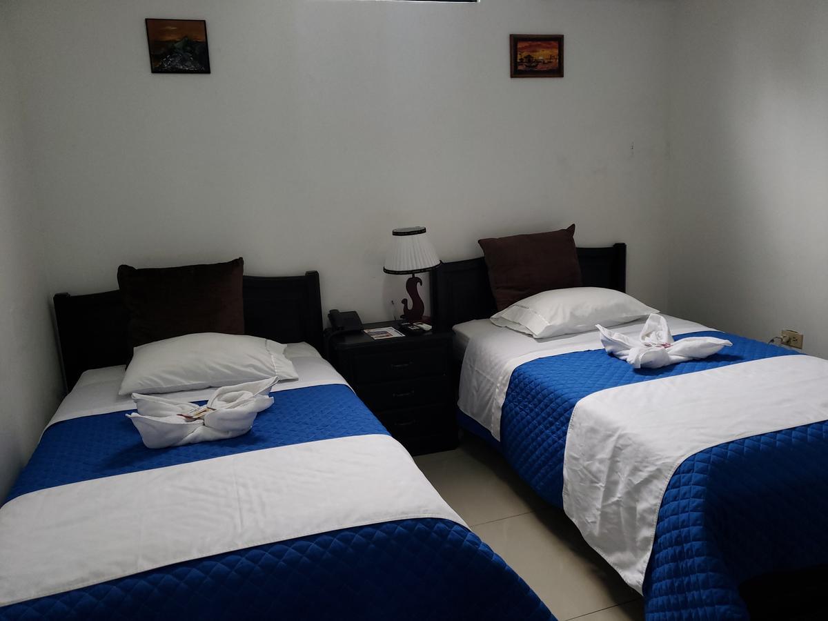 Hostal Cormorant Flightless Puerto Ayora (Galapagos Islands) Exterior foto
